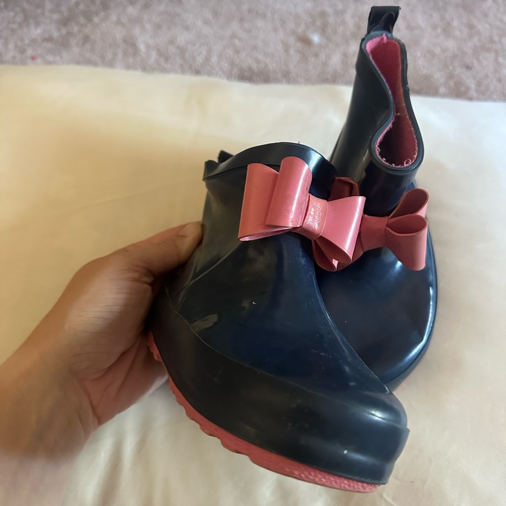 Cat & Jack Dark Blue Boots with Pink Interior